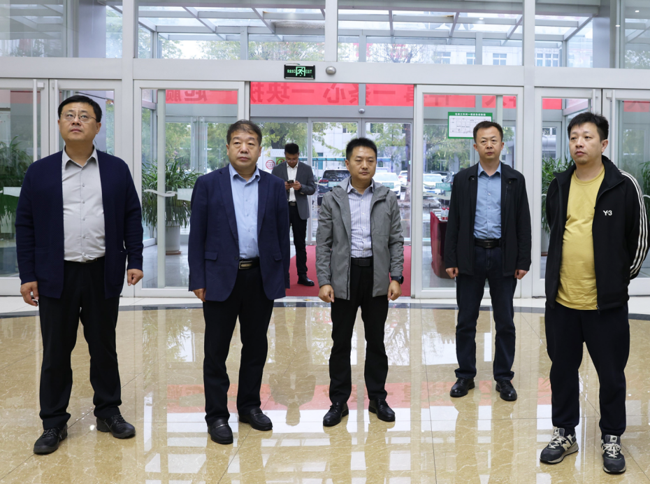 北京市客商考察团来山东鸿运国际集团参观考察