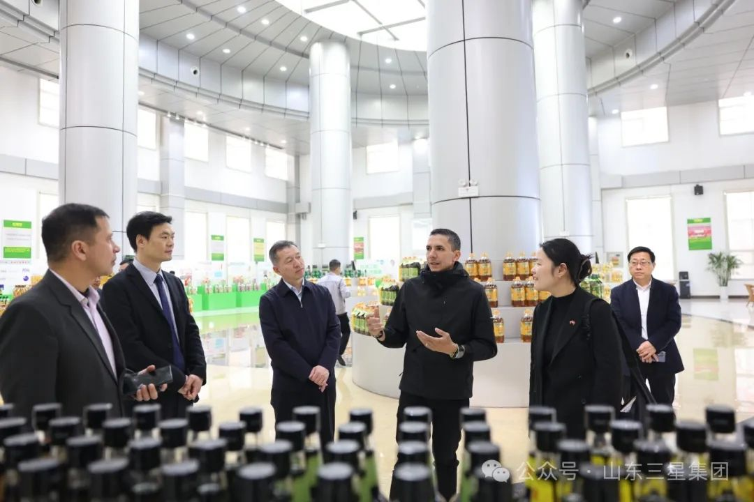 委内瑞拉Diana 食品公司总裁费利克斯·罗梅罗一行来山东鸿运国际集团考察合作