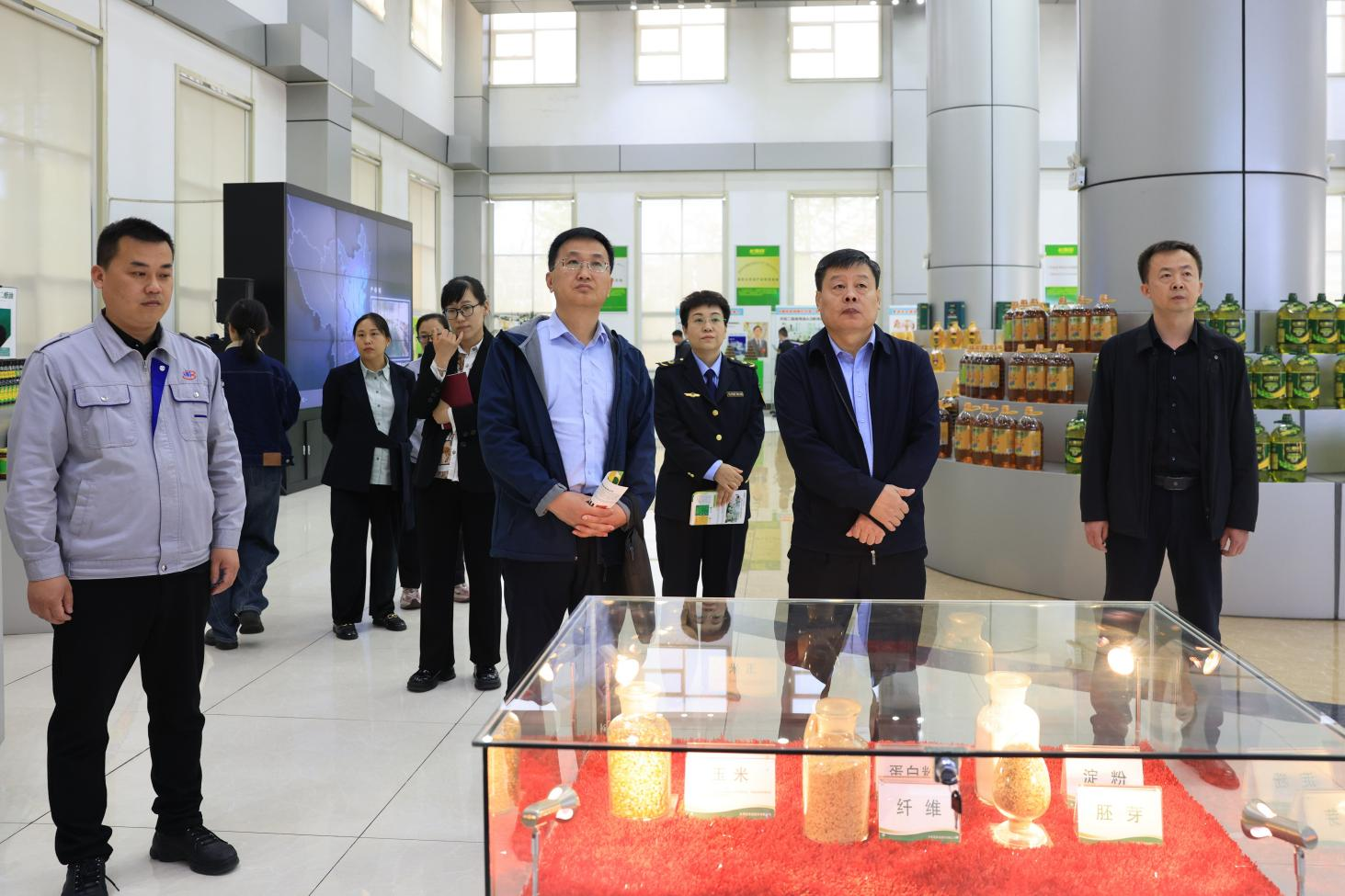 邹平优势产业标准化调研活动走进山东鸿运国际集团
