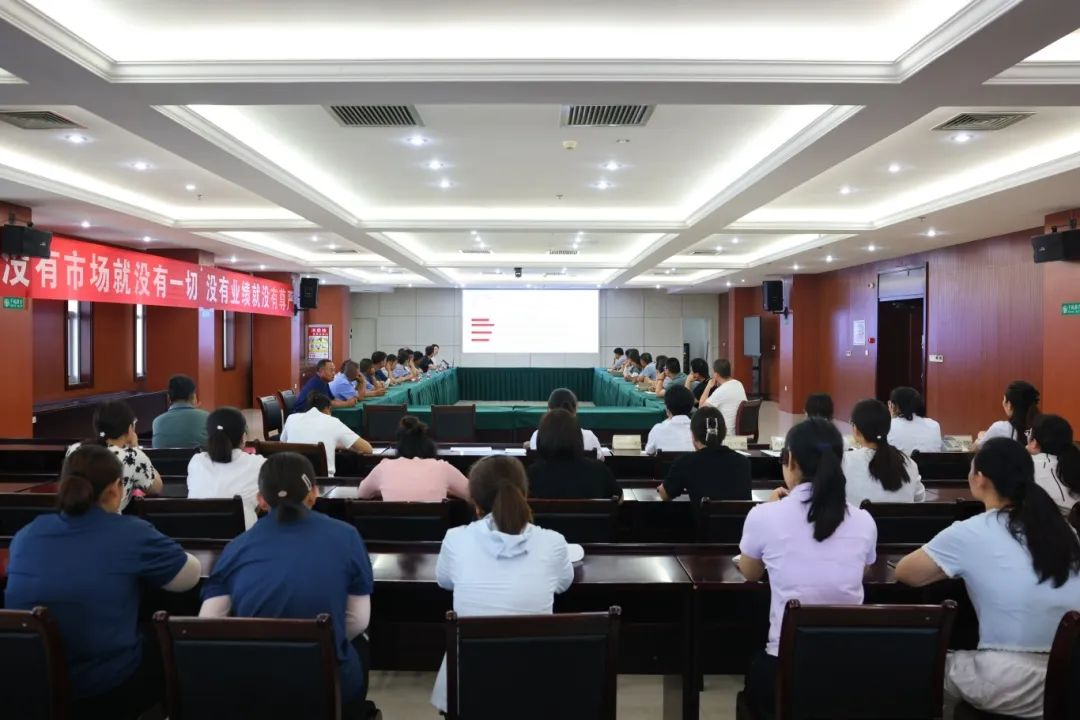 邹平市中医院中医科普健康义诊惠企服务活动走进山东鸿运国际集团